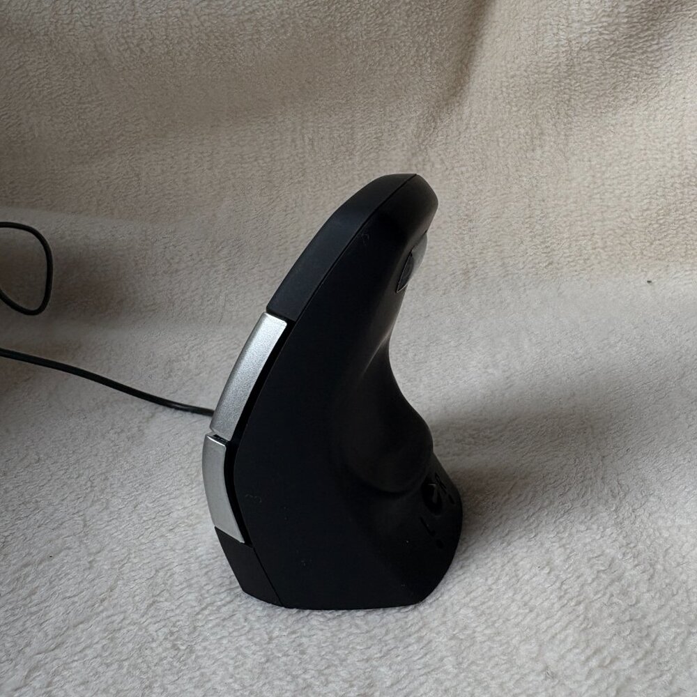 Ergonomic Vertical Mouse for Left and Right Hand, Kinesis DXT Wired - Picture 4 of 8